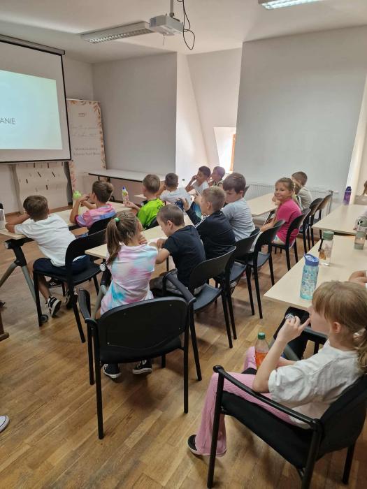 9094f502-f357-412b-8ba6-c526a6aa2933