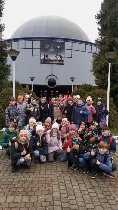 b6b5d1ca-15cb-4c29-a136-b8d5a3f57594-1